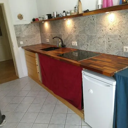 Schoenes Jugendstil In Bester Lage Apartment